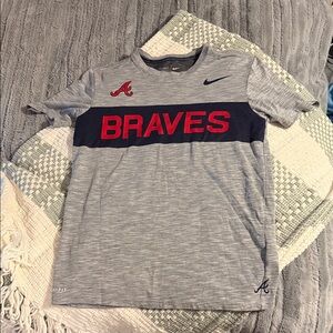 Men’s Nike Atlanta Braves t shirt